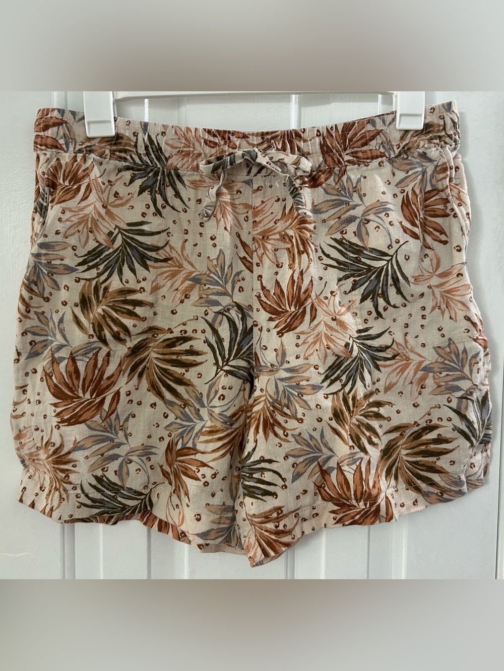 Garnet Hill Beige 100% Linen Shorts Large